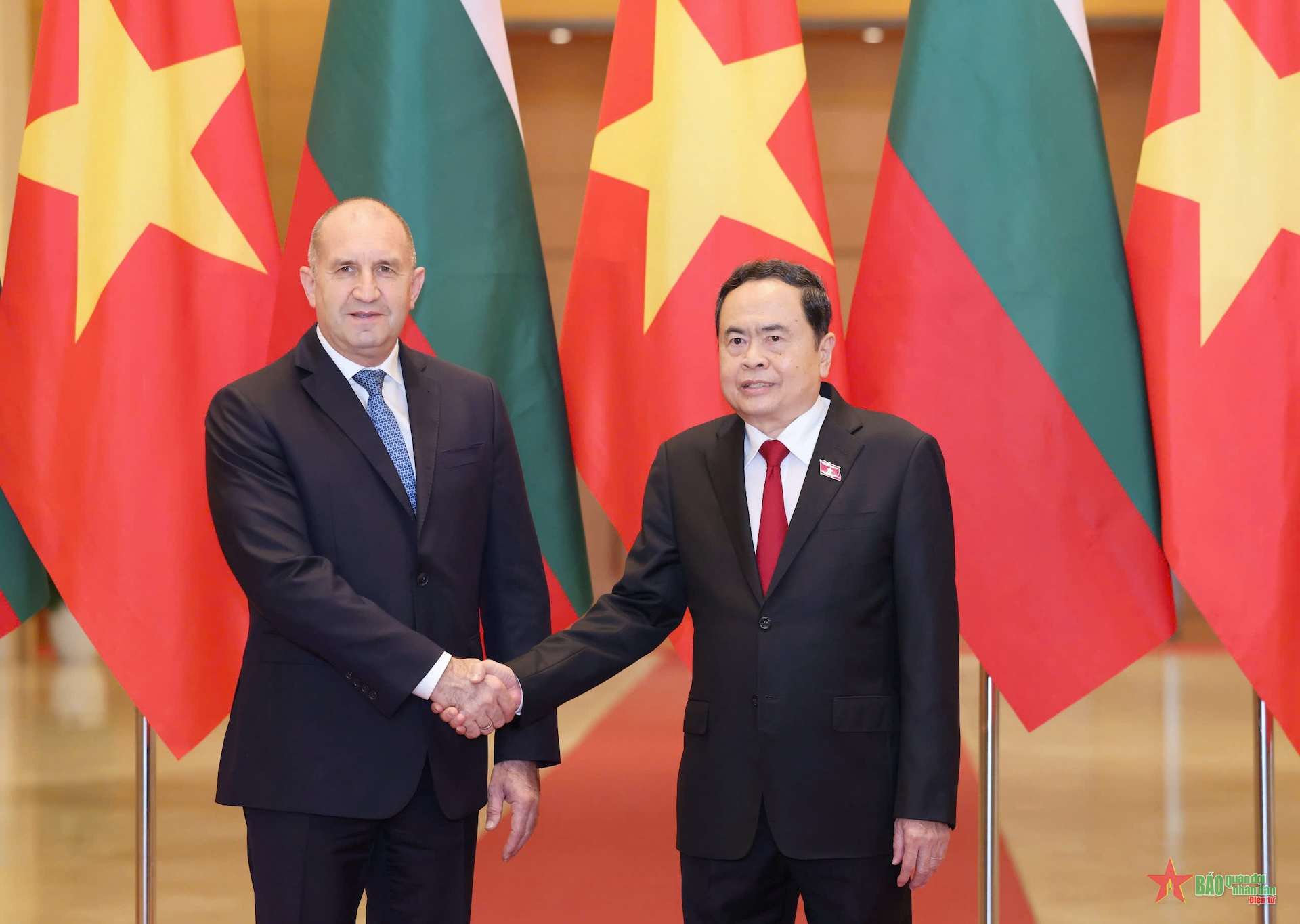 Chủ tịch Quốc hội Trần Thanh Mẫn hội kiến Tổng thống Bulgaria Rumen Radev